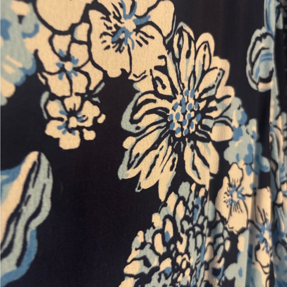 Lilly Pulitzer Blue and White Elbow Sleeve Dress - Picture 6 of 7